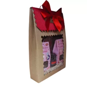 Zestaw prezentowy dla babci 2 herbaty, czekoladowe serce, miód